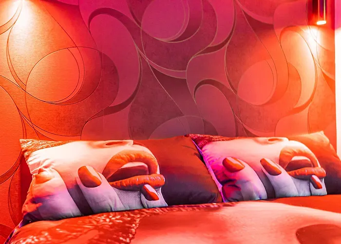 Au Bord De L'eau. L'instant Coquin