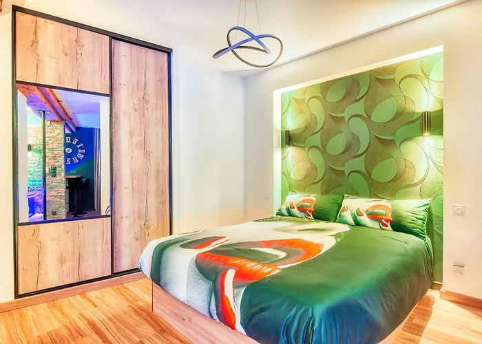 Au Bord De L'eau. L'instant Coquin Rochefort-sur-Loire